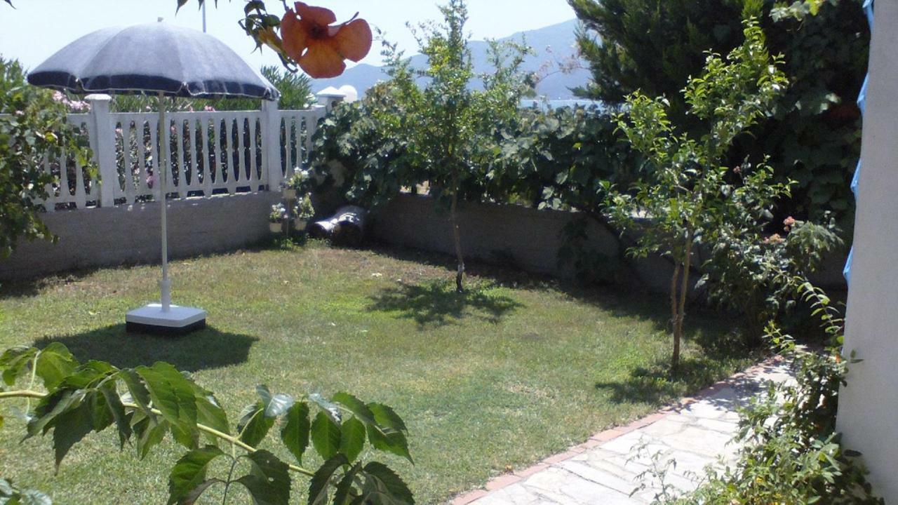 Villa Iris Vrasná Exteriér fotografie